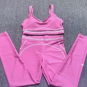 ALO Yoga Pink Sports Bra Size S
